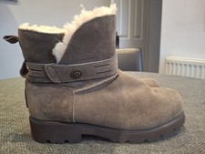 Bearpaw Womens Suede Sheepskin