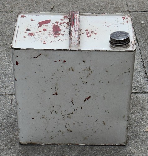 Vintage petrol oil can - vintage, tv