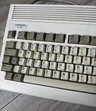 Commodore Amiga 1200 with over 200 games half in boxes (not tested) 