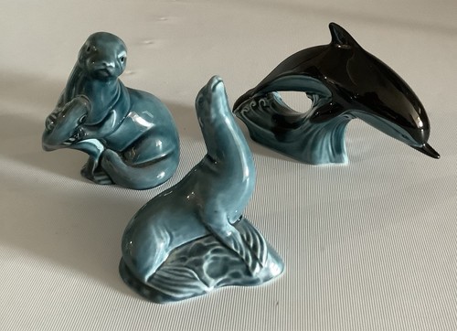 Poole pottery seal otter - seal,,