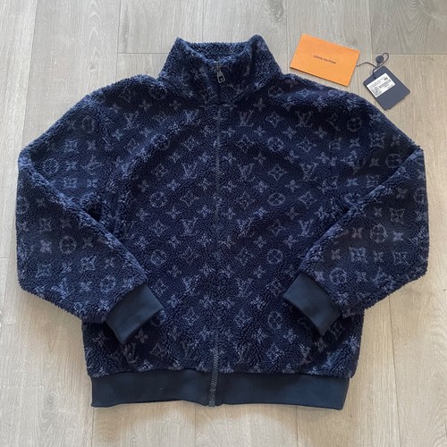 Louis vuitton monogram fleece - louis,