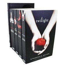 The Twilight Saga 5 Books set Collection Stephenie Meyer, breaking dawn, eclipse