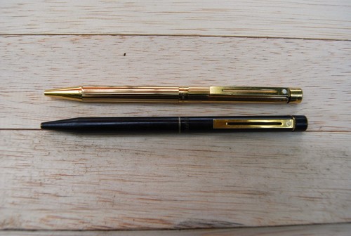 Pair vintage sheaffer - vintage,