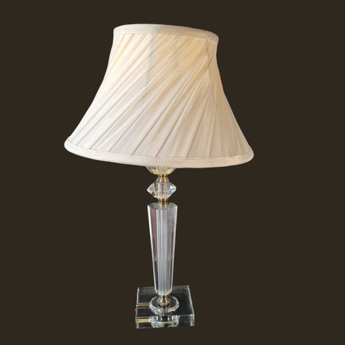 Laura ashley table lamp - laura,