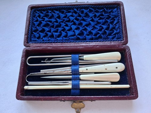 Vintage crochet hooks etc a - hooks,