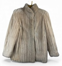 VTG Cream  Small Women’s