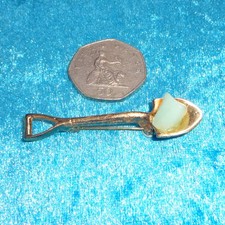 Vintage 'Gold' metal