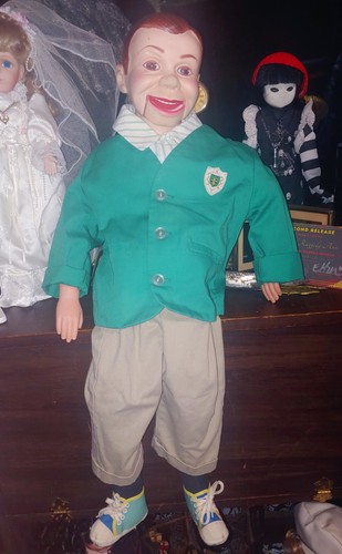 Haunted doll active - active, spirit