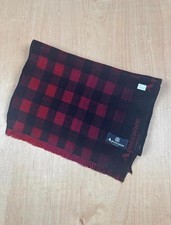 🧣 Aquascutum Red & Black