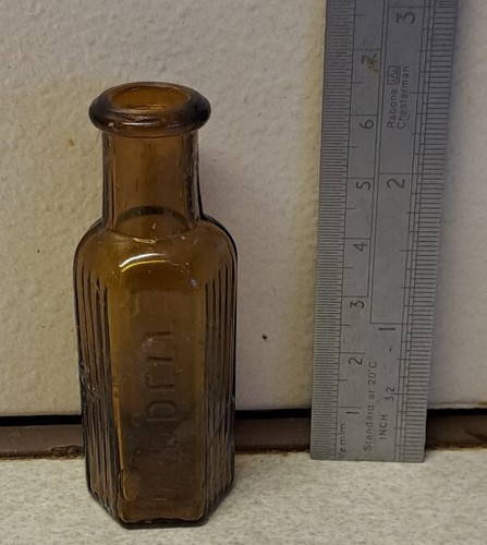 Vintage small brown medical