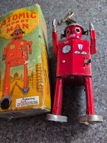 Atomic robot walking man - atomic, by