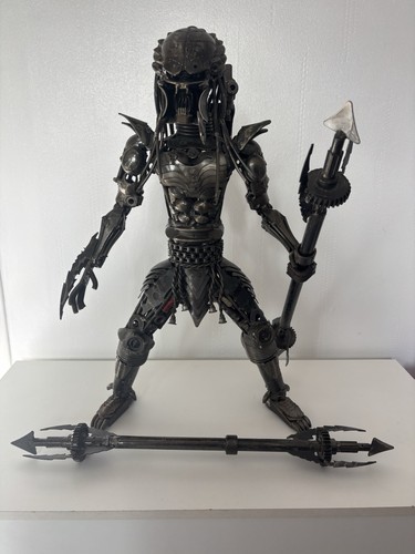 25inch predator statue - predator,