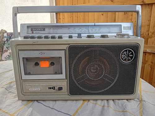 Vintage sony portable - sony, /