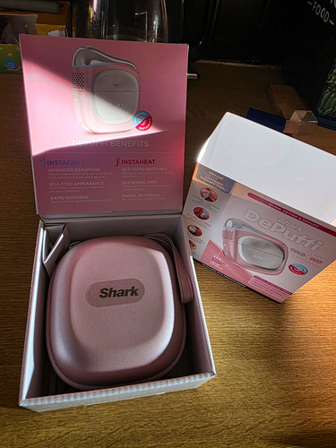 Shark depuffi facial massager - depuffi,