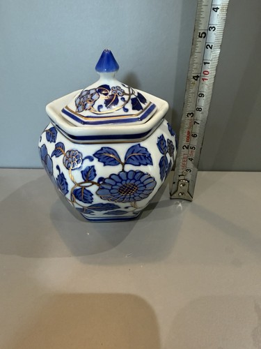 Blue white floral - &, jar