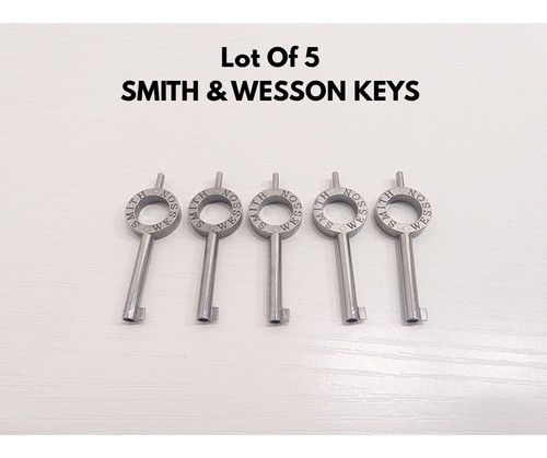 Smith wesson handcuff - 5x,