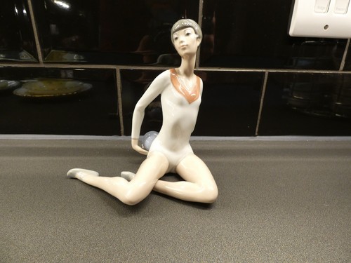Lladro 5333 gymnast exercise - 5333, 'gymnast