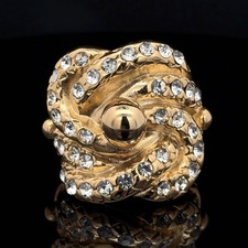 Heavy 9ct Stone-Set Gold