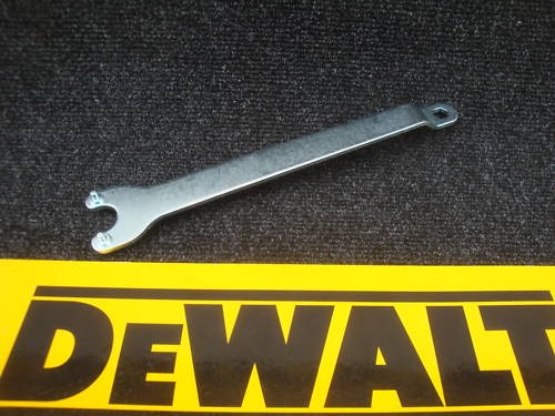 Dewalt angle grinder - dewalt, pin