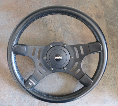 Mountney leather steering - leather,