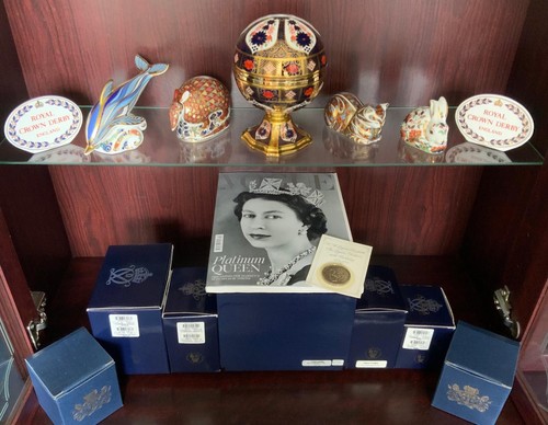 Gorgeous royal crown derby - royal,
