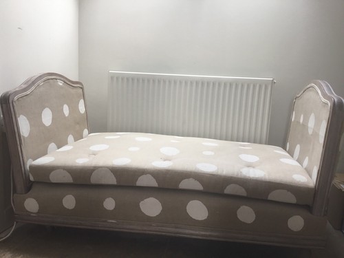 Statement french day bed - french,