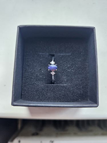 Black purple crystal - black/purple, lightning