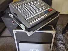 IMMACULATE CONDITION DYNACORD POWERMATE 1000-1 POWERED MIXER WITH CASE & STAND 