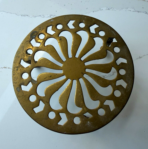 Round brass trivet - brass,