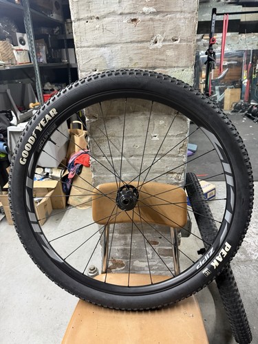 Low mile zipp 1zero hitop - low, mile!