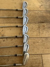 Golf Club 0.75 Inch Extend Shaft Maxfli Revolution Iron Set 4-PW-SW No 7 Iron