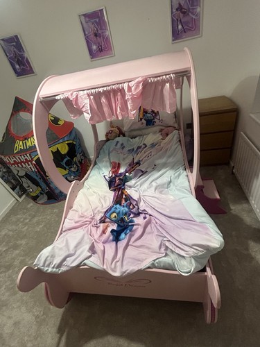 Pink wooden princess - princess, carriage