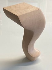  8" SET OF 2 Queen Anne Wooden