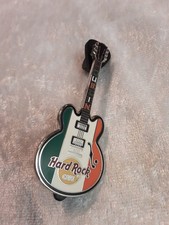Hard Rock Cafe Core Guitar Pin