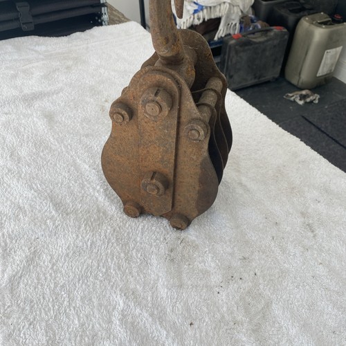 Block and tackle - block,