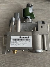 Interpart ZAGAS101 921100 Honeywell V4600N 2006 Gas Valve 87161567080