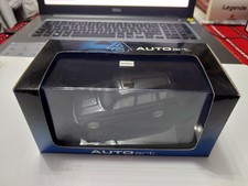 1/43 AUTOART  RANGE ROVER