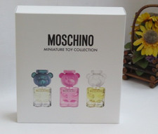 Moschino 💙 💖 💛