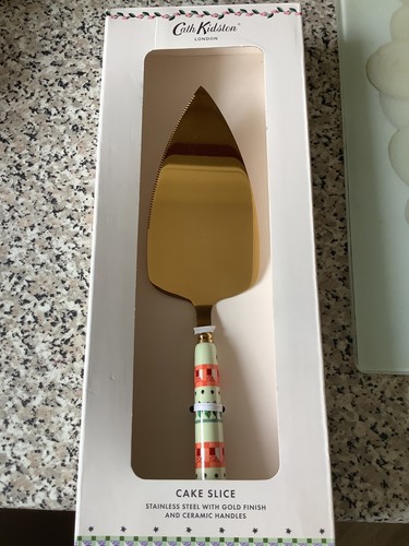 Cath kidston cake - slice, check