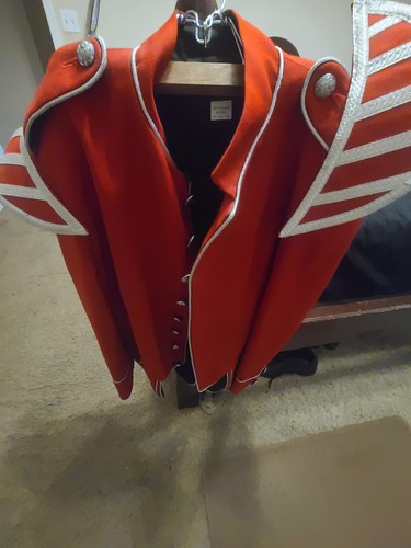 Scottish red doublet - doublet, piper