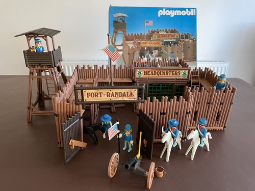 Vintage 1980s playmobil fort - 1980s,