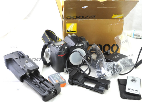 Nikon d7000 2mp - nikon, camera