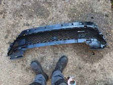 RANGE ROVER EVOQUE L551  2018-2024 GENUINE FRONT BUMPER LOWER GRILLE