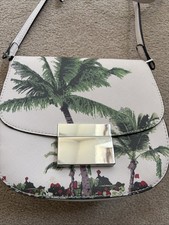 Zara Basic Cream Handbag Palm