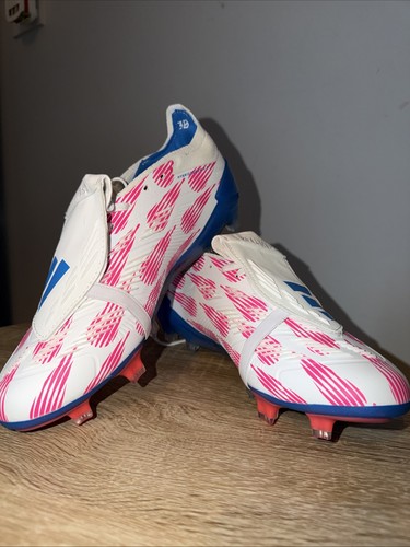 New predator football boots - new,