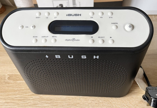 Bush tr2006dab portable - tr2006dab,