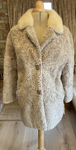 Vintage tescan curly sheepskin - tescan,