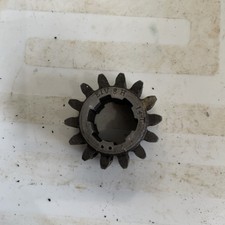 VINTAGE GEARBOX 14T EIV8H GEAR