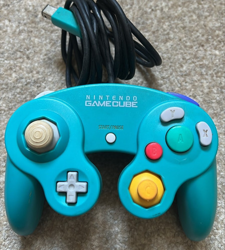 Official nintendo gamecube - nintendo,