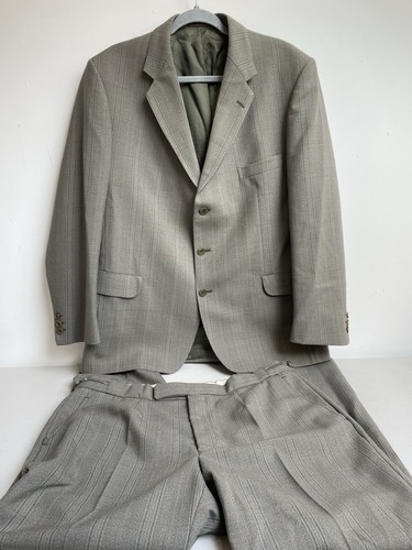 Magee irish piece suit 44s - suit,